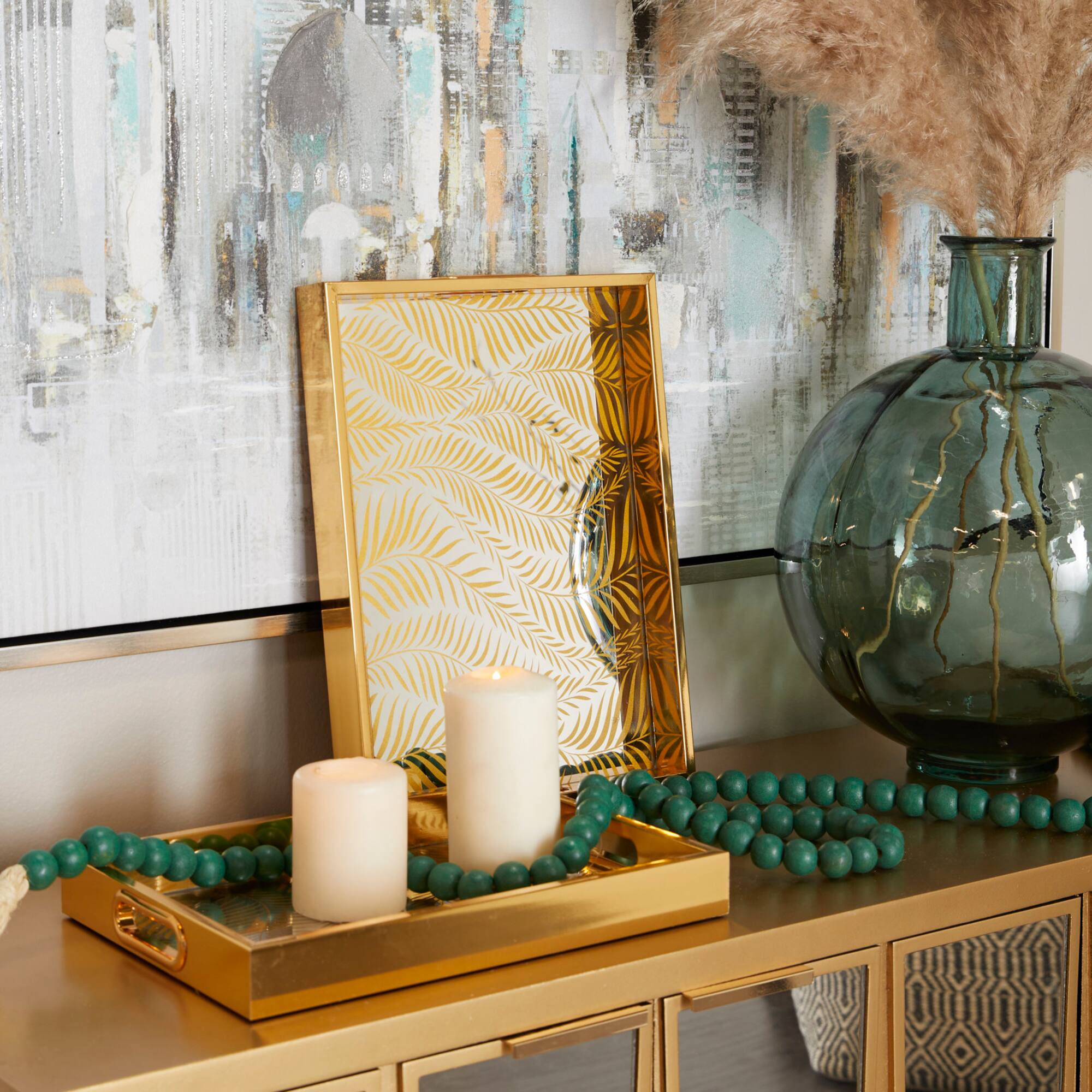 Gold Feather Pattern Plastic Glam Tray Set